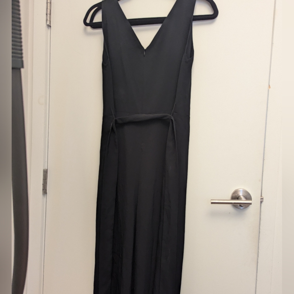 Everlane v neck jumpsuit black size 4